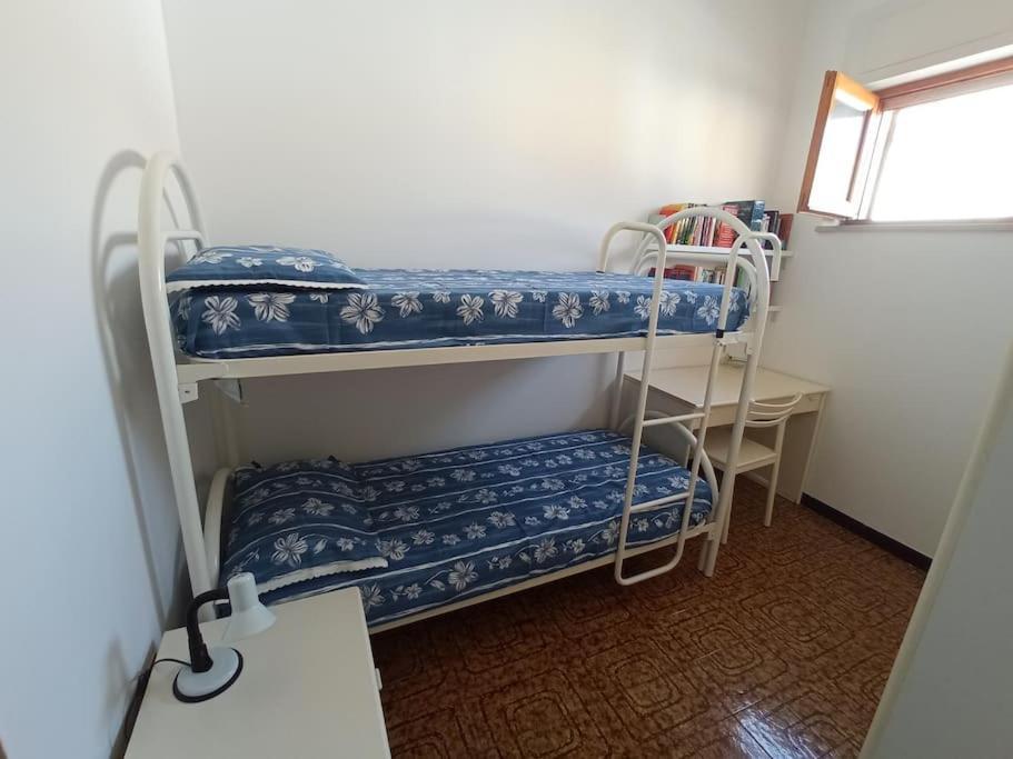 Apartamento La Casa Di Carlo SantʼAntìoco Exterior foto